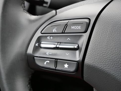 Certified 2022 Hyundai Kona SEL w/ Convenience Package image 33