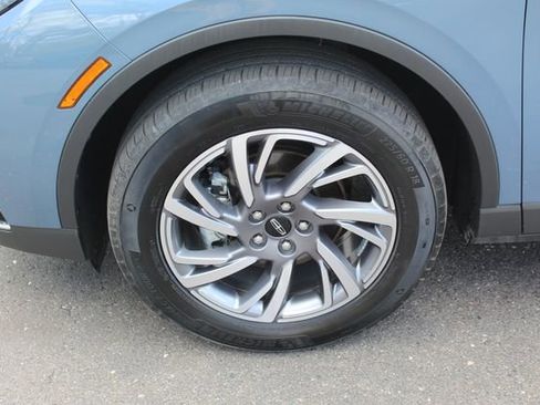 Certified 2023 Lincoln Corsair AWD w/ Equipment Group 101A image 12
