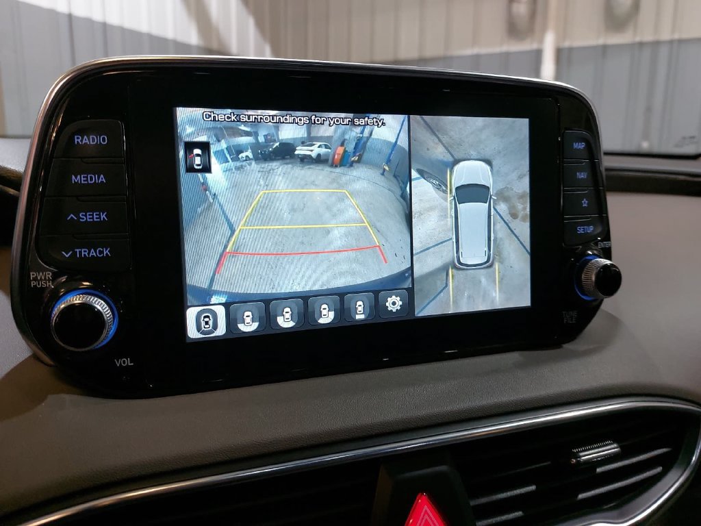 Used 2020 Hyundai Santa Fe Limited FWD image 21