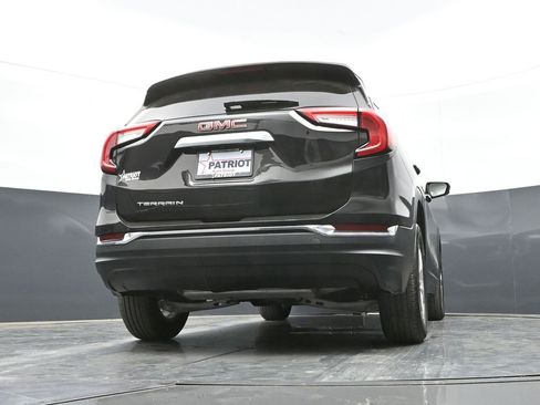 Used 2024 GMC Terrain SLE FWD image 39