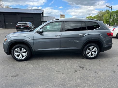 Used 2018 Volkswagen Atlas SE AWD/4WD image 2