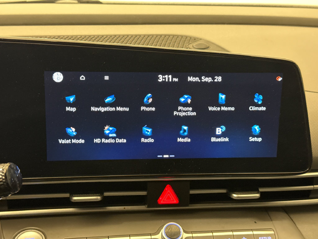 Used 2023 Hyundai Elantra SEL w/ Convenience Package FWD image 24