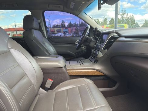 Used 2020 GMC Yukon XL Denali RWD image 18