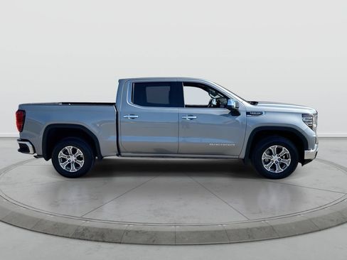 Used 2023 GMC Sierra 1500 SLT w/ SLT Convenience Package RWD image 9