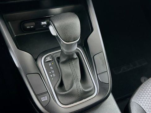 Used 2025 Kia Soul LX w/ LX Technology Package image 22