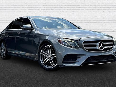 Used 2017 Mercedes-Benz E 300 image 3