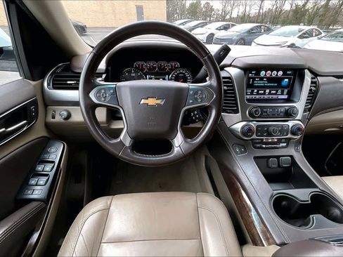 Used 2020 Chevrolet Tahoe LT image 6