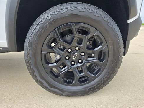 New 2026 Chevrolet Colorado Trail Boss AWD/4WD image 17
