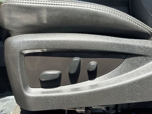 Used 2018 GMC Sierra 3500 Denali w/ Duramax Plus Package AWD/4WD image 19