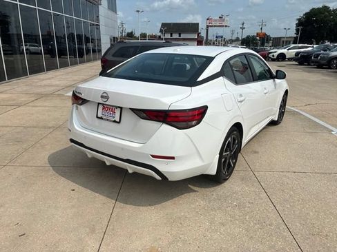 Used 2025 Nissan Sentra SV w/ All-Weather Package FWD image 7