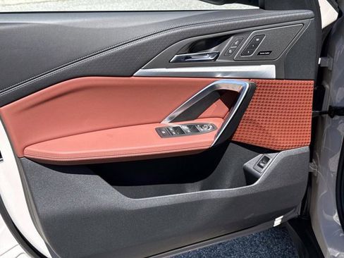 New 2026 BMW X2 xDrive28i w/ Technology Package AWD/4WD image 18