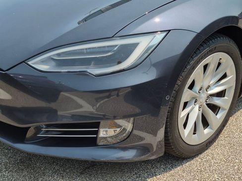 Used 2018 Tesla Model S 100D AWD/4WD image 9