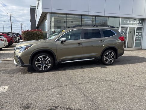 Certified 2023 Subaru Ascent Limited w/ Technology Package image 7