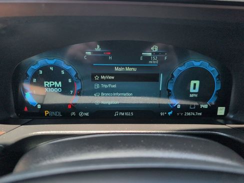 Certified 2025 Ford Bronco Sport Outer Banks w/ Outer Banks Tech Package+ AWD/4WD image 13