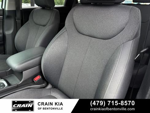 Used 2020 Hyundai Santa Fe SE FWD image 23