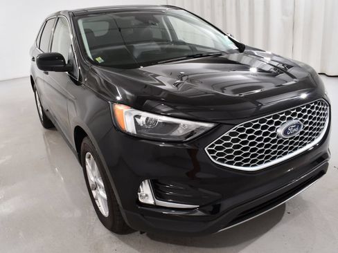 Used 2024 Ford Edge SEL w/ Convenience Package AWD/4WD image 4