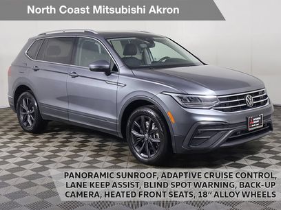Used 2024 Volkswagen Tiguan SE w/ Panoramic Sunroof Package