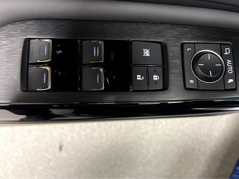 Certified 2025 Lexus ES 350 w/ Premium Package FWD image 40