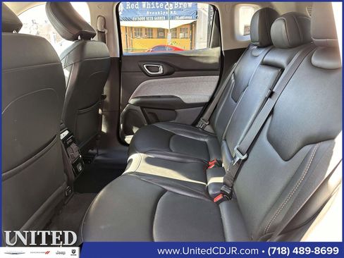 Used 2022 Jeep Compass Latitude image 17