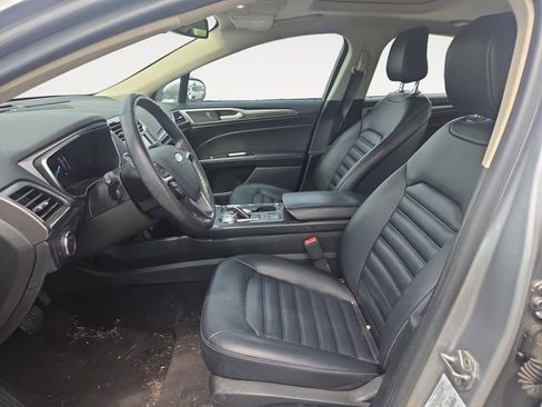 Used 2020 Ford Fusion SEL FWD image 9