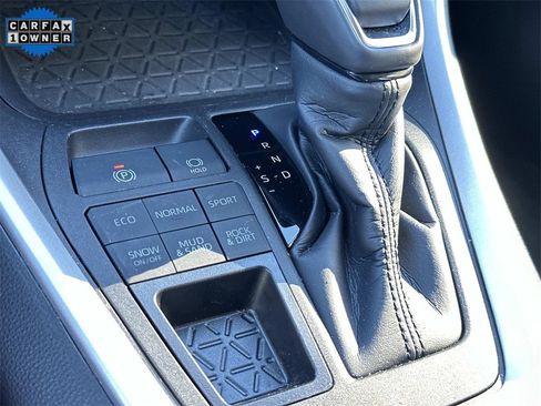 Used 2023 Toyota RAV4 XLE Premium image 29