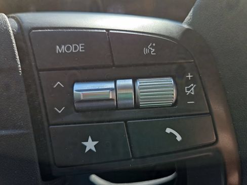 Certified 2025 Kia K4 FWD image 17