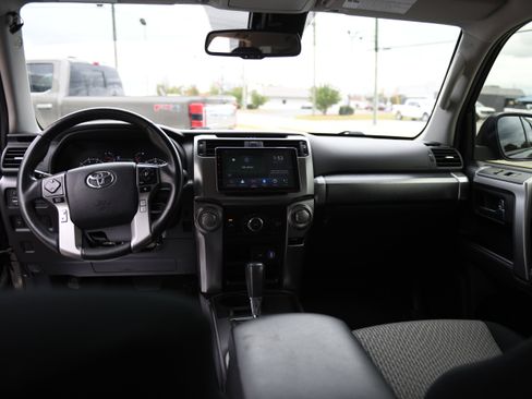 Used 2020 Toyota 4Runner SR5 image 16