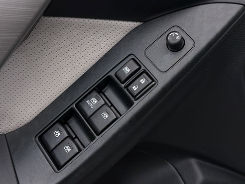 Used 2015 Subaru Forester 2.5i Touring w/ Eyesight & Navigation System image 17