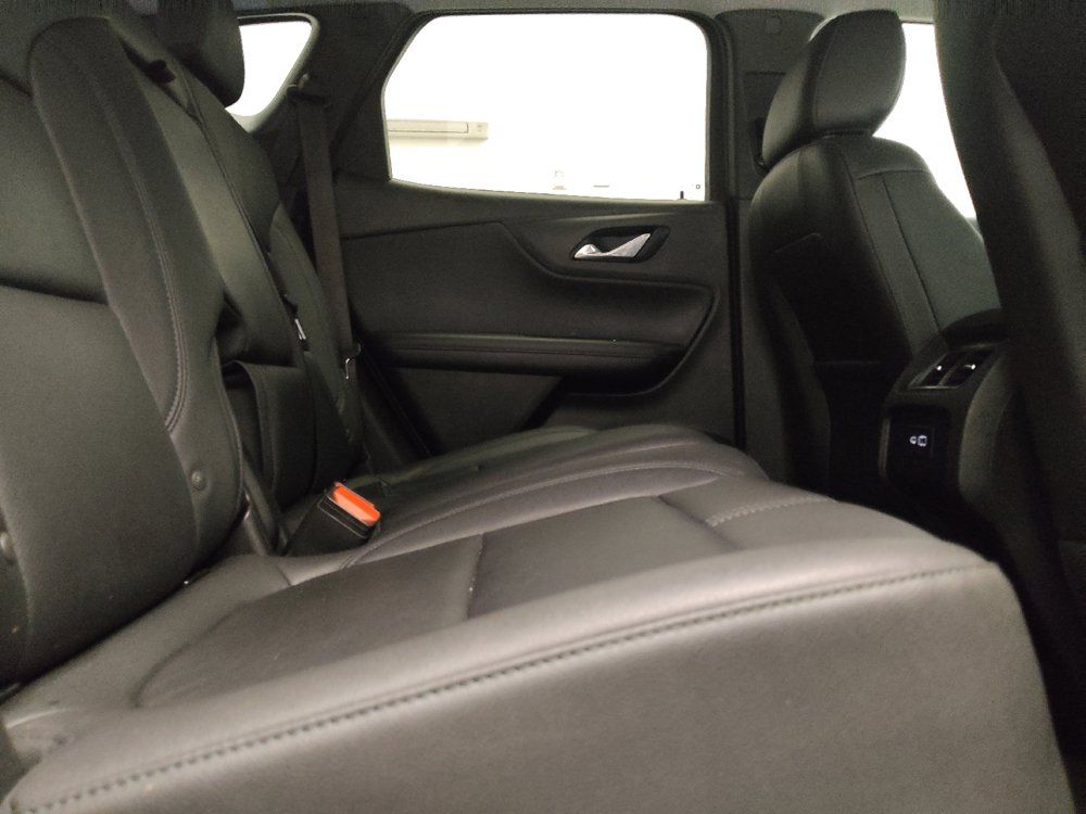 Used 2021 Chevrolet Blazer LT FWD image 19