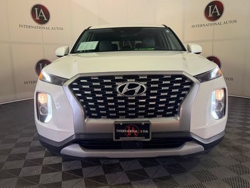 Used 2020 Hyundai Palisade SE AWD/4WD image 3