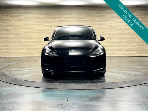 Used 2025 Tesla Model Y Performance AWD/4WD image 9