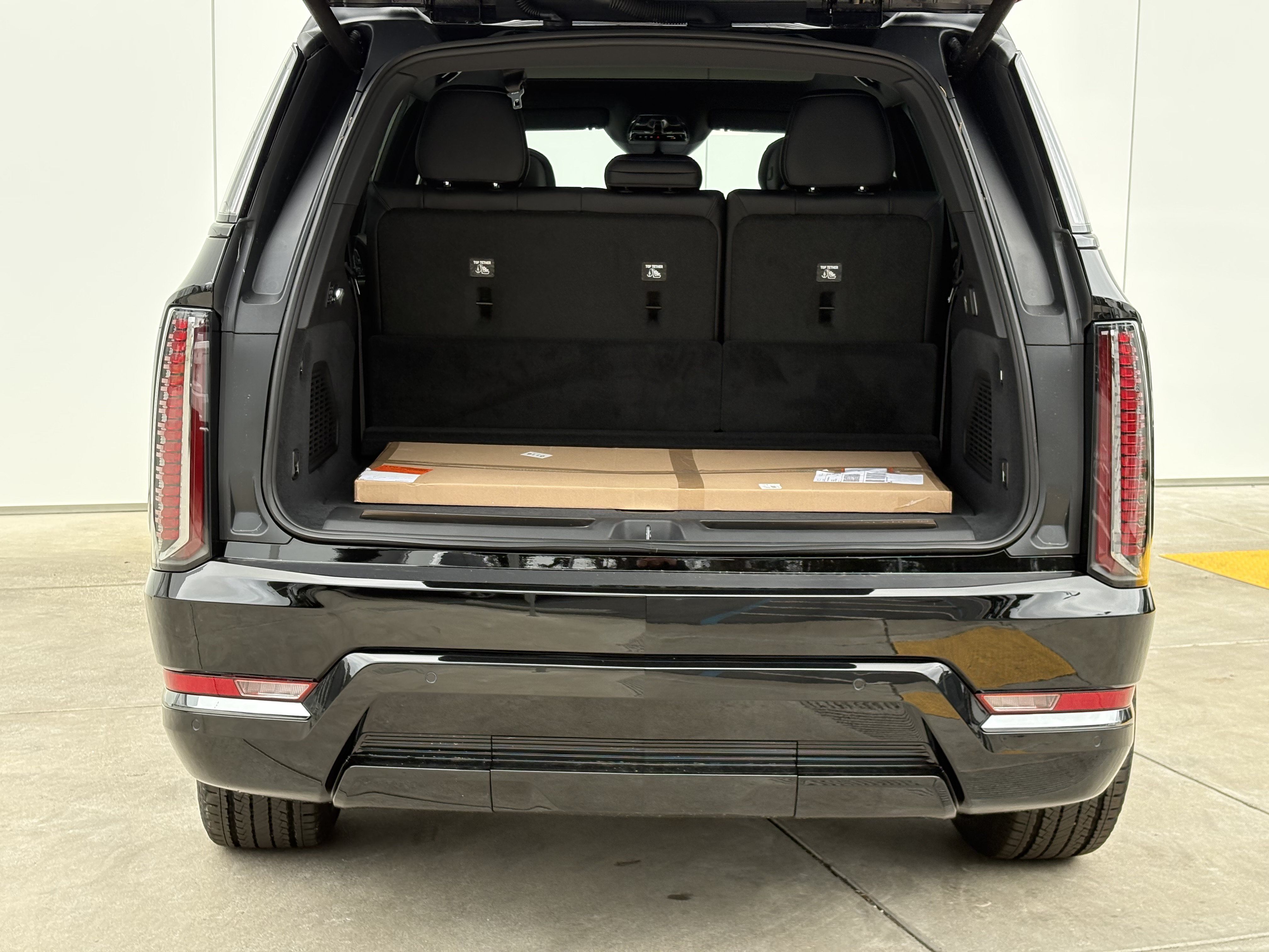 New 2026 Cadillac Escalade IQL Sport 1 AWD/4WD image 9