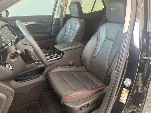 Used 2023 Buick Envision Essence w/ Sport Touring Package image 19