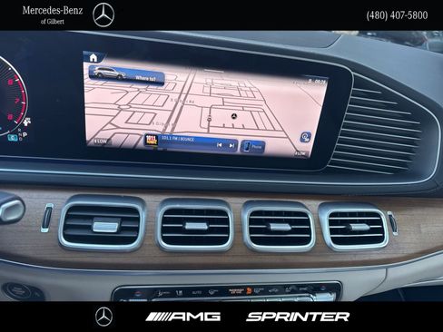 Used 2024 Mercedes-Benz GLS 450 4MATIC image 26