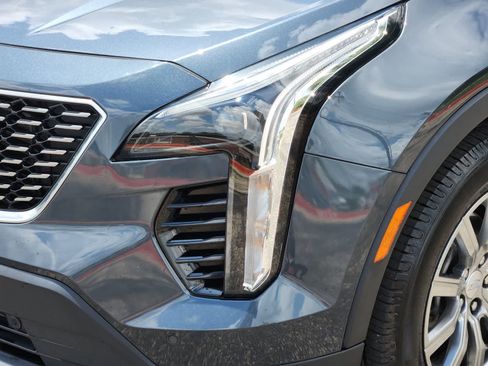 Used 2021 Cadillac XT4 Premium Luxury w/ Driver Awareness Package FWD image 7