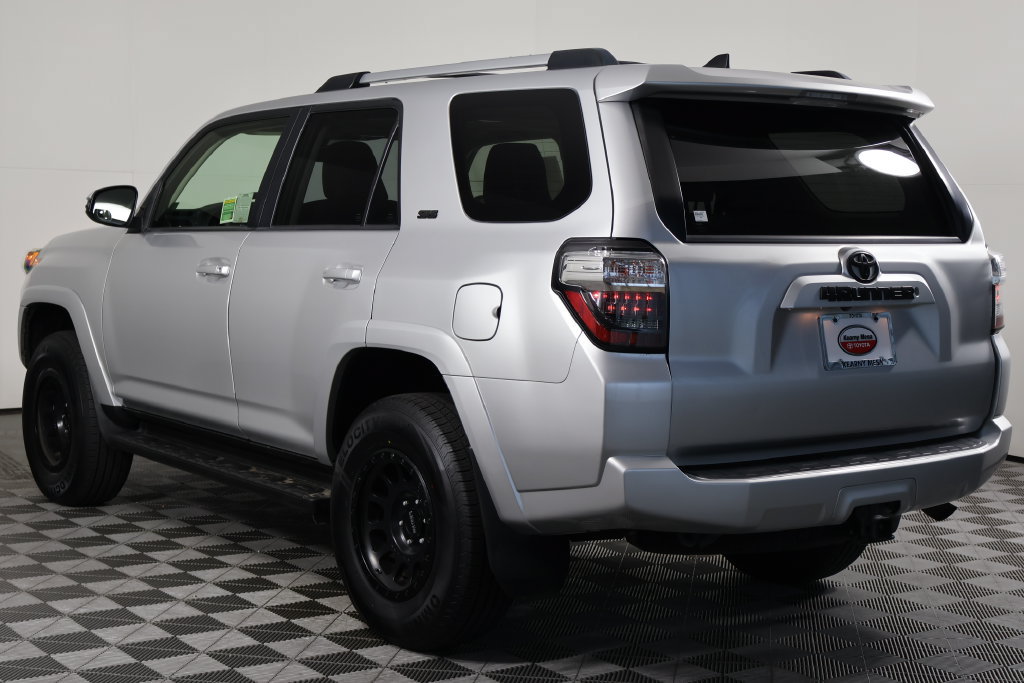 Used 2019 Toyota 4Runner SR5 Premium AWD/4WD image 6