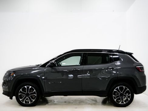 Used 2023 Jeep Compass Limited w/ Sun and Sound Group image 6