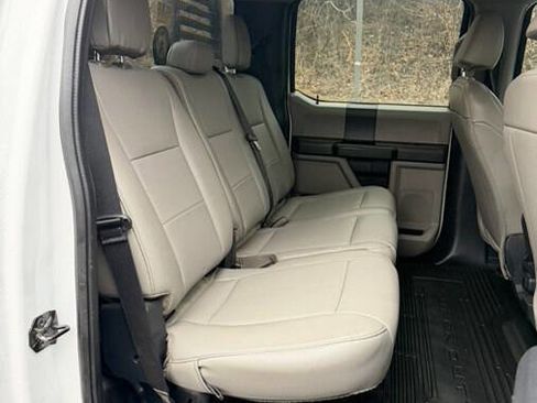 Used 2022 Ford F250 XL w/ Power Equipment Group image 23