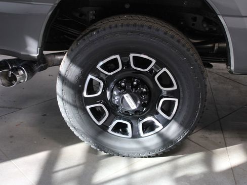 New 2026 Ford F250 Platinum image 15