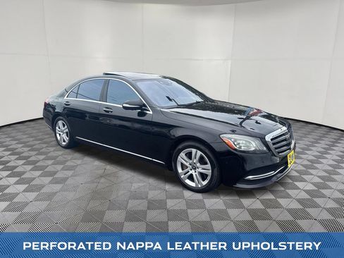 Used 2018 Mercedes-Benz S 560 4MATIC Sedan w/ Premium Package image 7