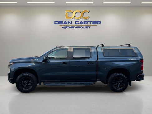 Used 2020 Chevrolet Silverado 1500 LT Trail Boss image 2