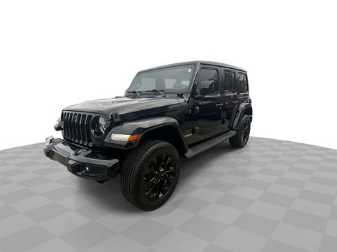 Used 2021 Jeep Wrangler Unlimited Sahara image 4