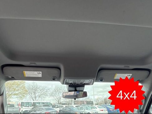 Used 2023 GMC Sierra 1500 Elevation image 13