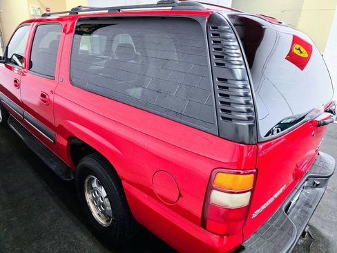 Used 2002 Chevrolet Suburban LT RWD image 40