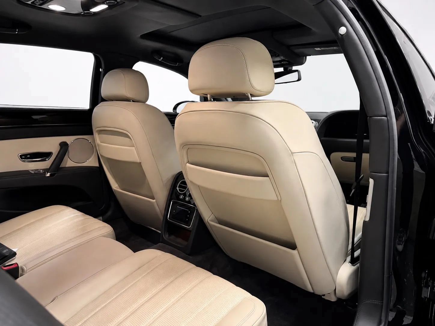 Used 2015 Bentley Flying Spur V8 AWD/4WD image 25