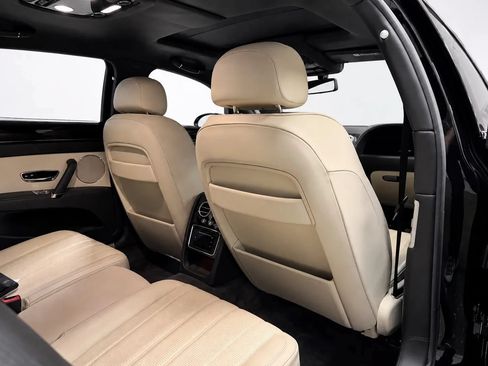 Used 2015 Bentley Flying Spur V8 AWD/4WD image 25