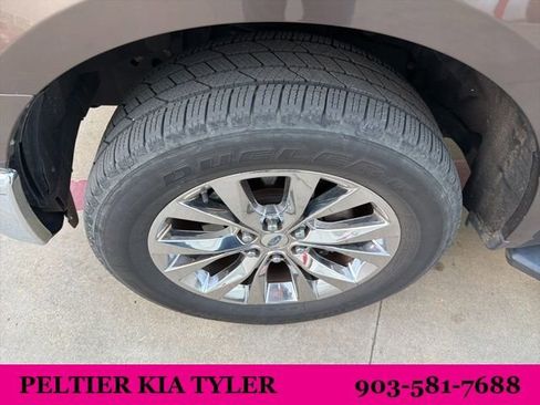 Used 2015 Ford F150 XLT w/ Equipment Group 302A Luxury image 5