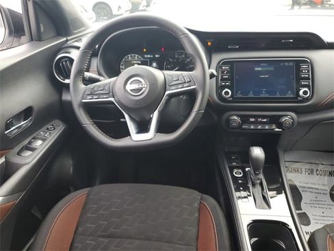 Certified 2024 Nissan Kicks SR image 10