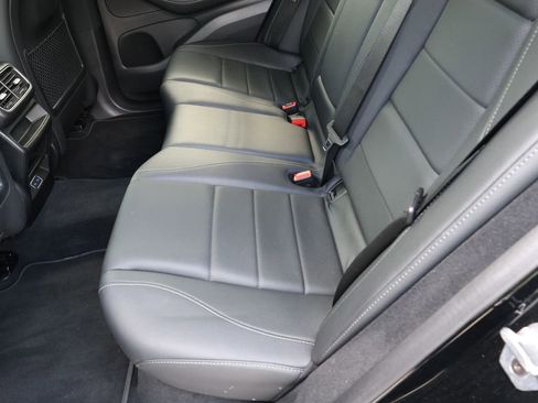 Used 2025 Mercedes-Benz GLE 350 4MATIC image 21