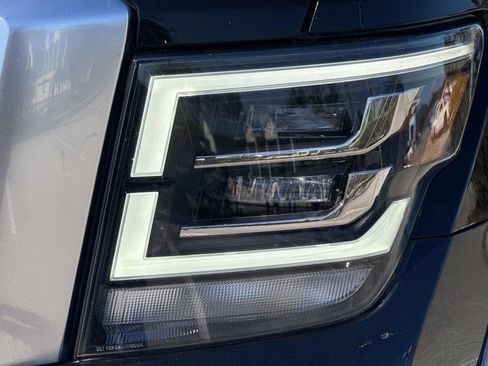 Certified 2022 Nissan Titan Platinum Reserve w/ Moonroof Package image 10